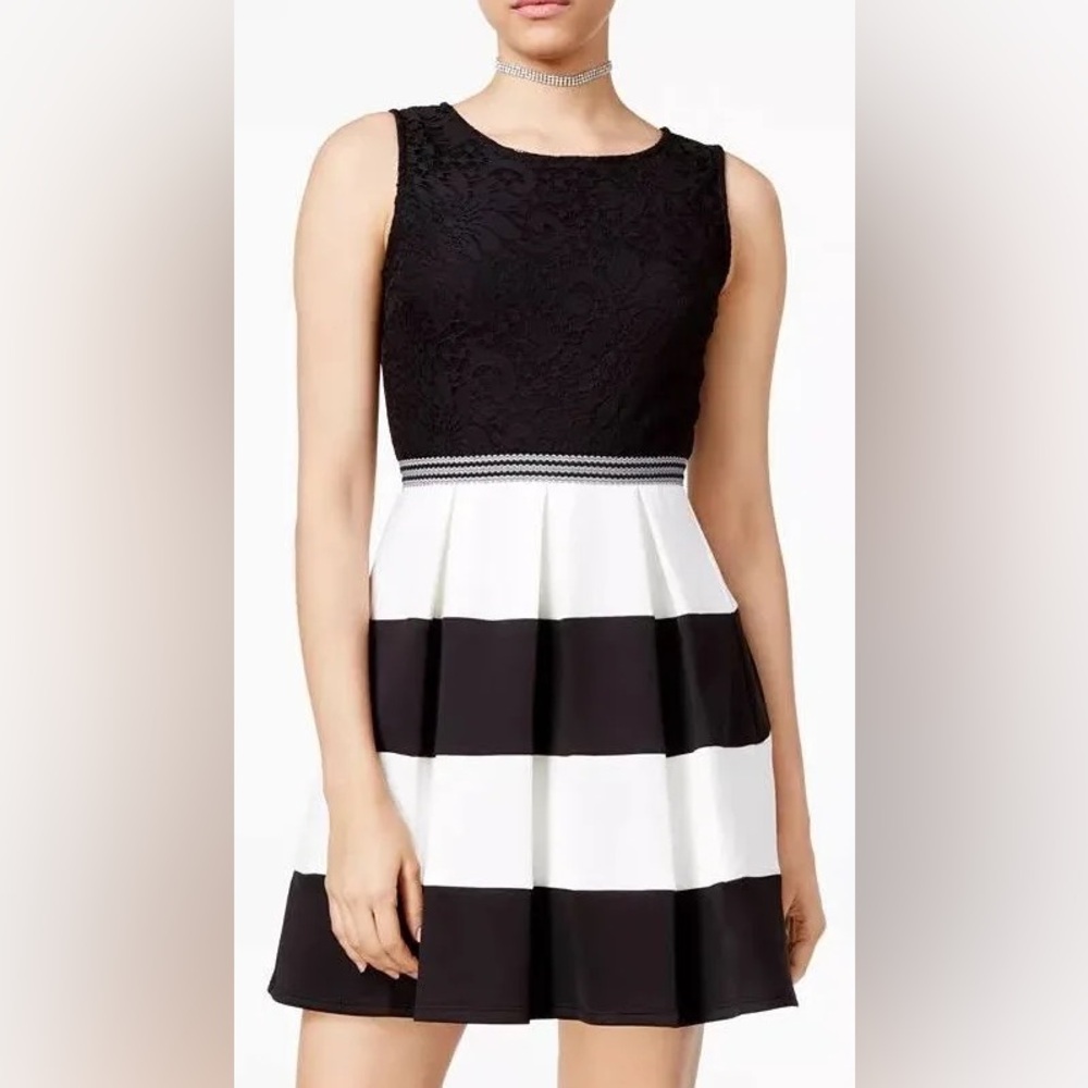 NWT SPEECHLESS Black and White Sleeveless Dress